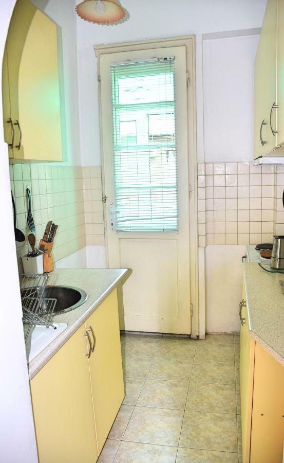Central Apartment Софія Екстер'єр фото